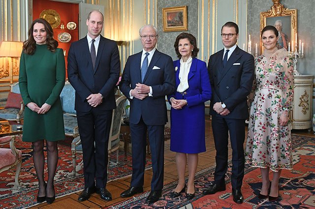 Кейт Миддлтон, принц Уильям, королева Сильвия, король Карл XVI Густав, принц Даниэль и кронпринцесса Швеции Виктория