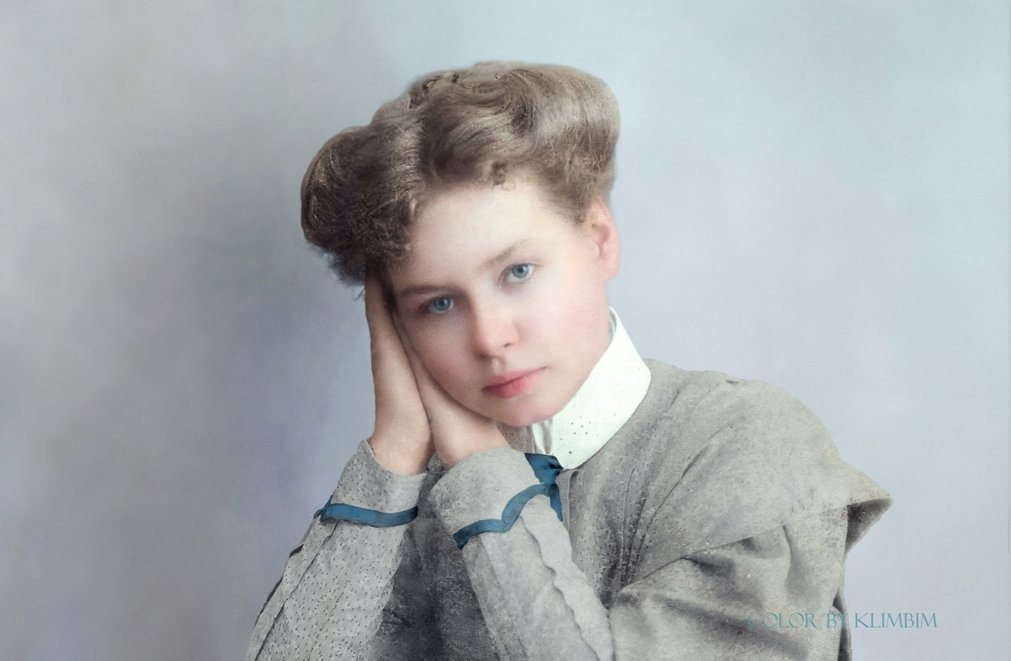 pretty-girl-from-Saratov-Russia-1900s-.jpg