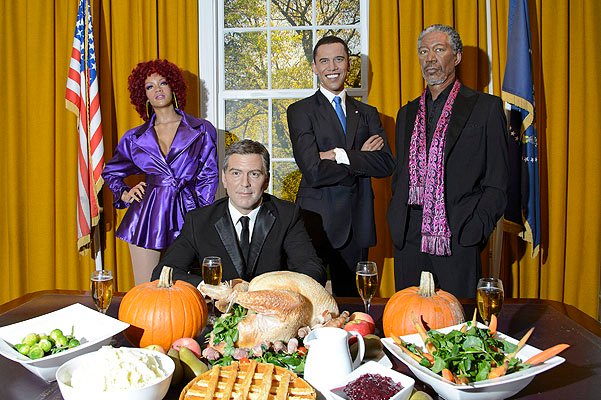 Восковые Рианна, Джордж Клуни, Барак Обама и Морган Фримен отметили День благодарения