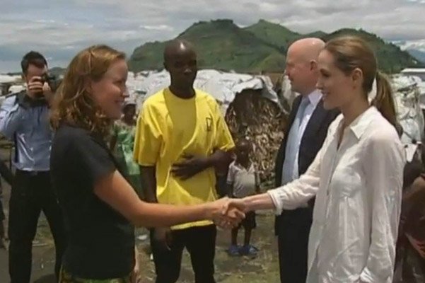 Анджелина Джоли посетила Руанду и Конго