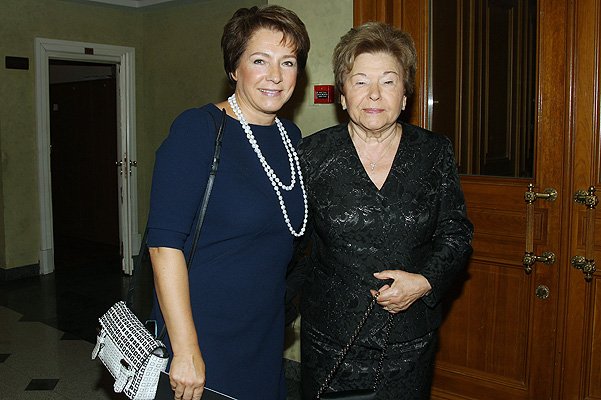 Татьяна Юмашева и Наина Ельцина