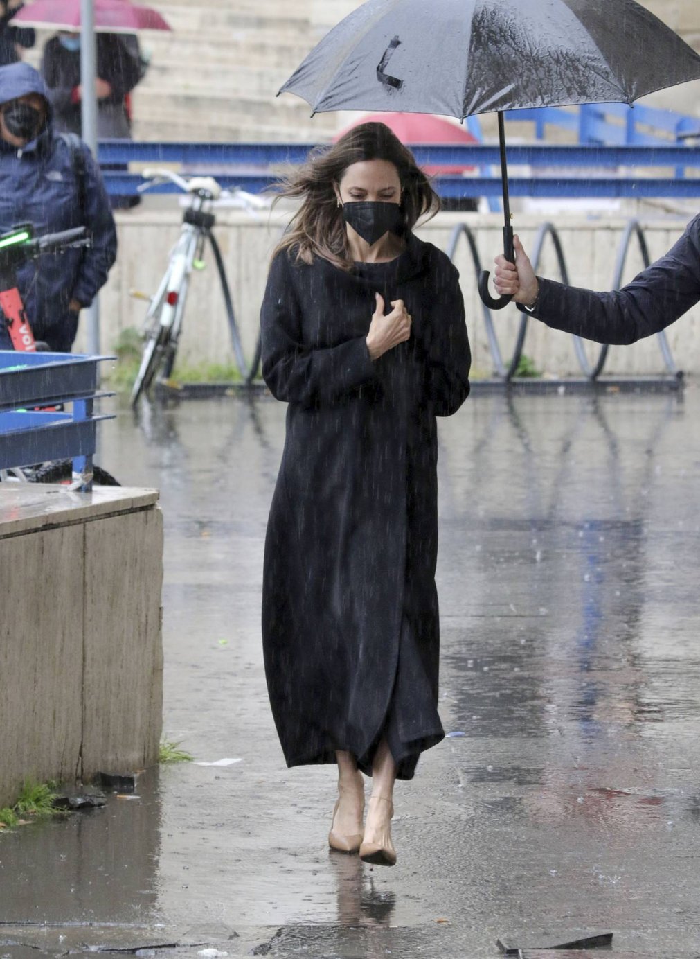 Angelina Jolie 2022 : Angelina Jolie – Spotted in Rome under heavy rain-26
