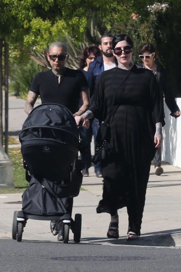 Kat Von D with her husband Rafael Reyes and their son Leafar -01