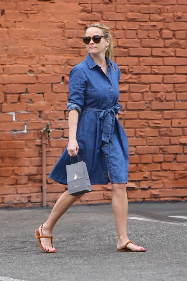 Reese Whitherspoon in Denim Dress -05