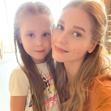 Кристина Асмус с дочерью Настей