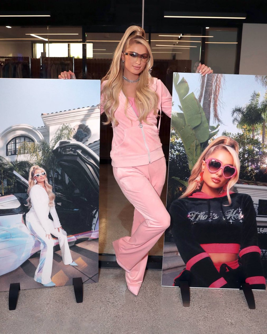 Paris Hilton 2022 : Paris Hilton – Debuts Iconic Tracksuit Collection at LA Mart-06