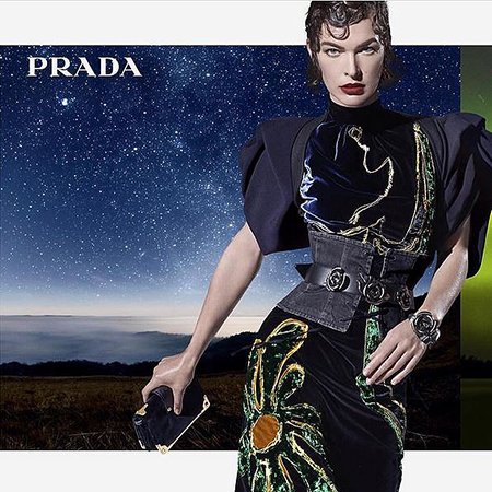 Милла Йовович в рекламе Prada