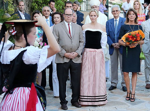 Князь Альбер и княгиня Шарлен на пикнике в Монако