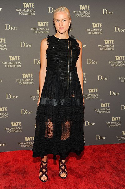 Оливия Скерри на благотворительном вечере фонда Tate Americans Foundation