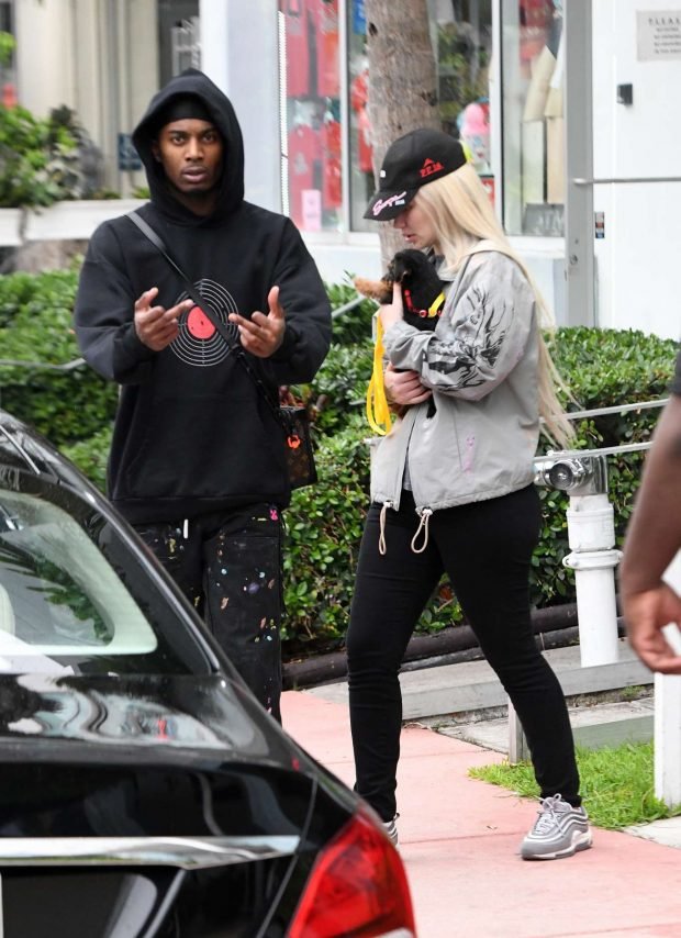 Iggy Azalea: Out and about in Miami-01