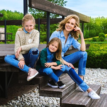 Наталья Ионова с дочками