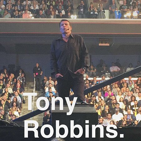 Тони Роббинс. Фото из Instagram Ким Кардашьян