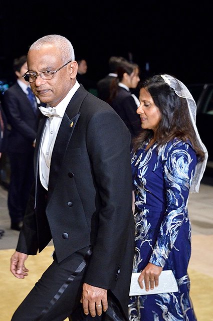 Президент Мальдивских островов Ибрагим Мохамед Солих с супругой Фазной Ахмед