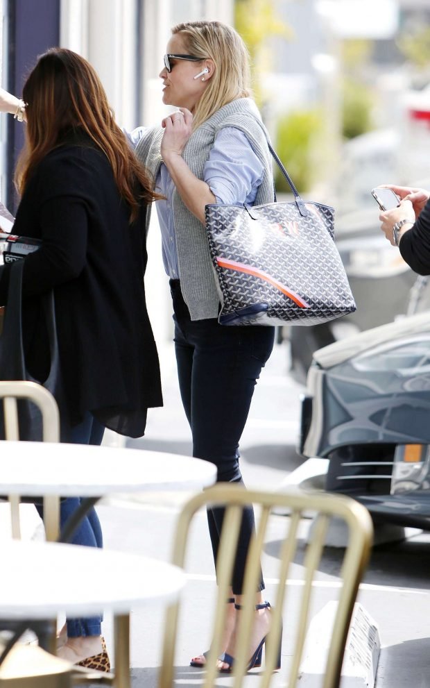 Reese Witherspoon: Out and about in LA -02
