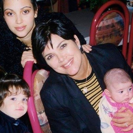 Ким Кардашьян с мамой Крис Дженнер и сестрами