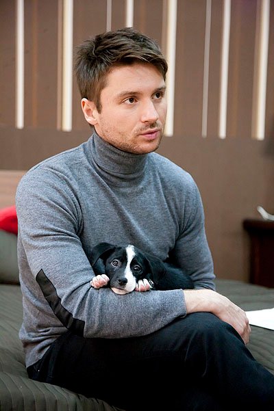 Сергей Лазарев в благотворительном проекте для бездомных животных