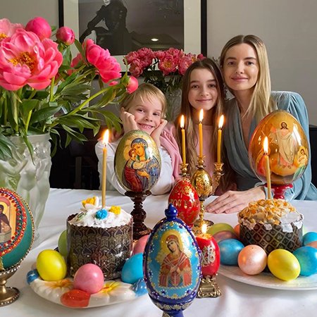 Наталья Якимчик с детьми