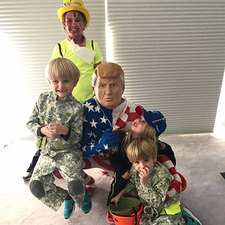 Дональд Трамп-младший с детьми