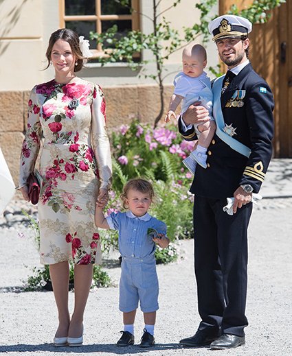 Принцесса София и принц Карл Филипп с сыновьями