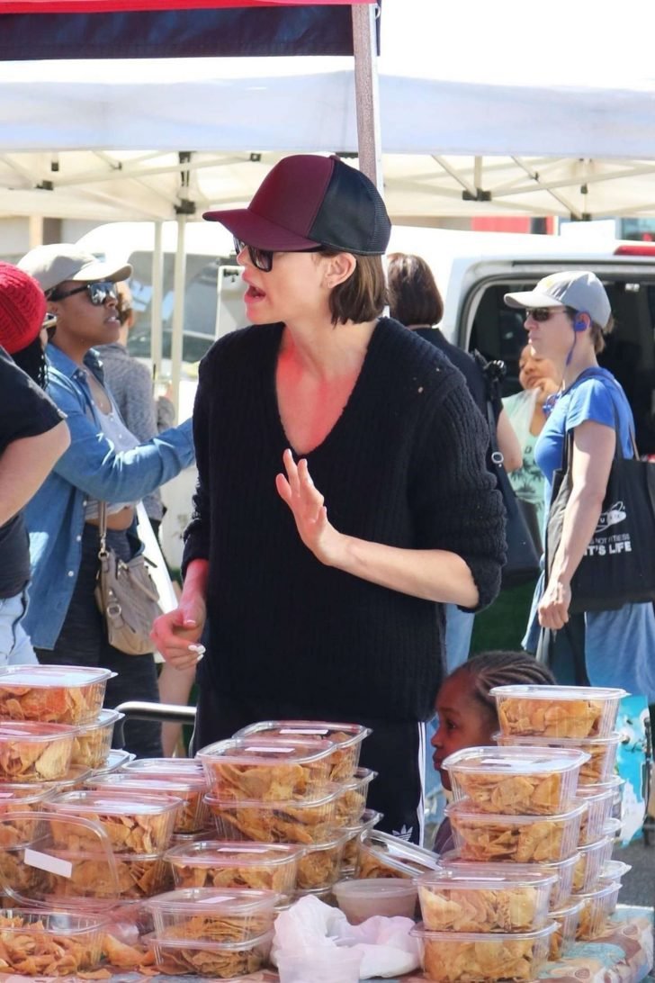 Charlize Theron - Shopping at the Farmer's Market in Studio City