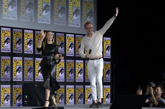 Elizabeth Olsen 2019 : Elizabeth Olsen â Marvel Panel at Comic Con San Diego 2019-05