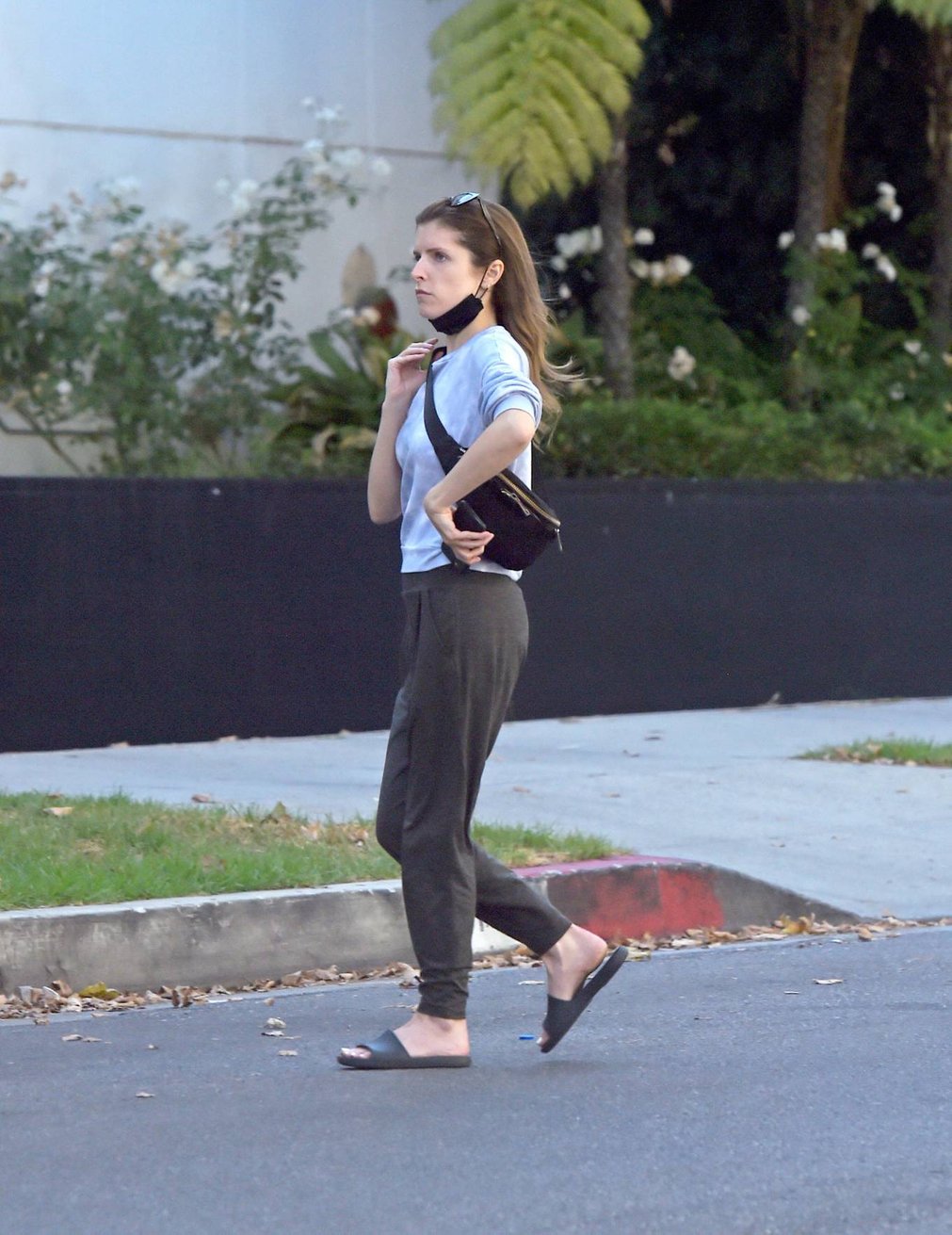 Anna Kendrick - Is pictured out on a stroll in Los Angeles