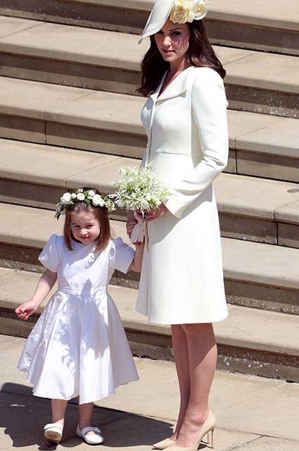 Кейт Миддлтон и принцесса Шарлотта на свадьбе Меган Маркл и принца Гарри