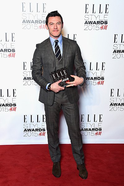 Люк Эванс на премии ELLE Style Awards