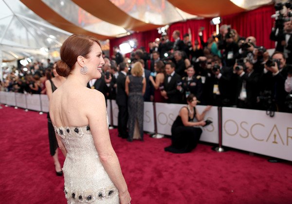 Julianne Moore - Arrivals at the 87th Annual Academy Awards — Part 2