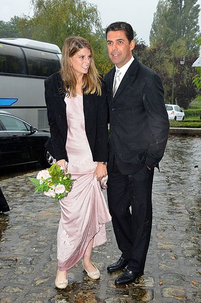 Афина Онассис с супругом на свадьбе сестры