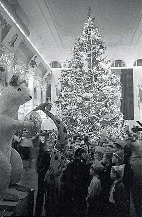 Подготовка к Новому году в Советском Союзе (20 фото)
