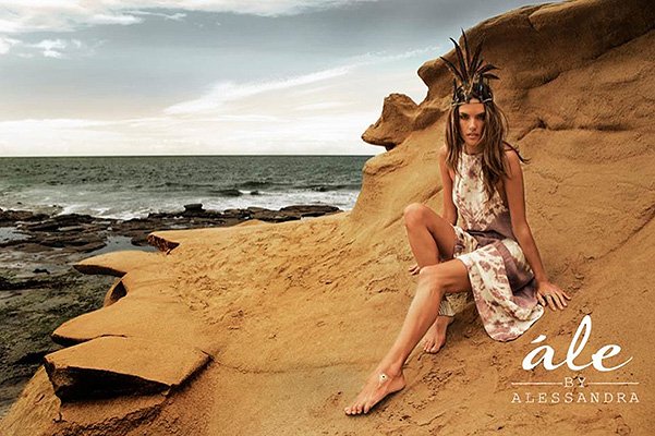 Алессандра Амбросио в рекламной кампании собственного бренда Ale by Alessandra