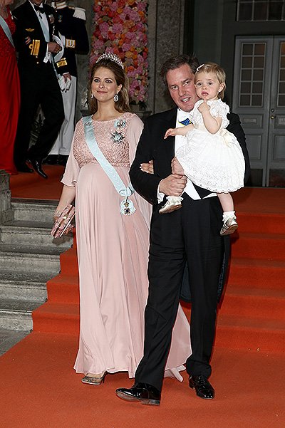 Принцесса Мадлен и Кристофер О'Нилл с дочерью Леонор