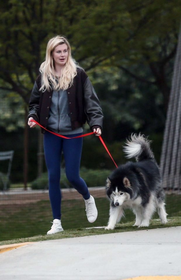 Ireland Baldwin and Corey Harper: Leaving a park with her dog -02