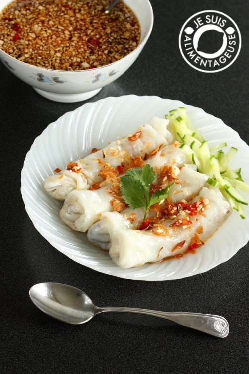 Bánh Cuốn Chay (Vietnamese Vegetarian Steamed Rice Rolls)