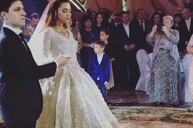 Саид Гуцериев с невестой Хадижей