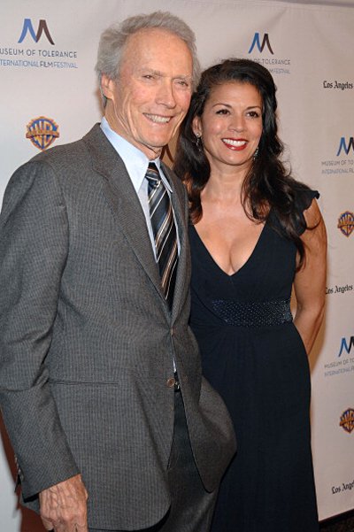 Клинт Иствуд с супругой Диной