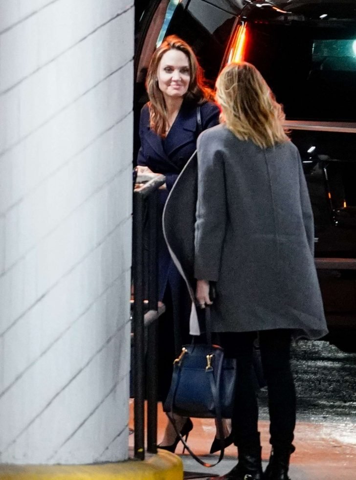 Angelina Jolie: Out in New York -06