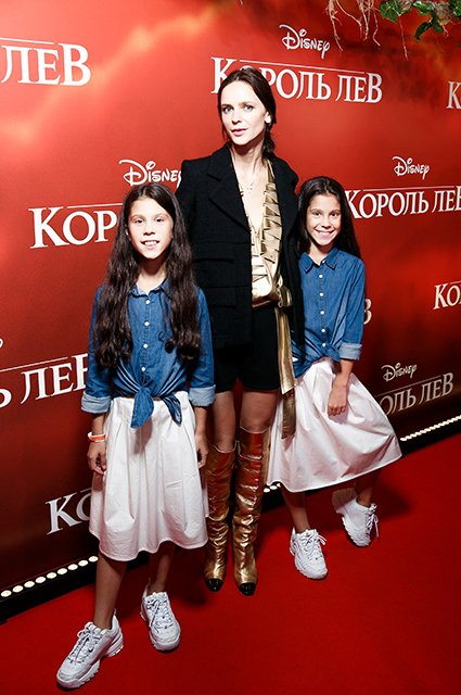 Ксения Князева с детьми