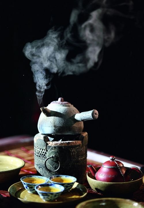 Japanese Tea and Teapot / Tè e Teiera Giapponese: 