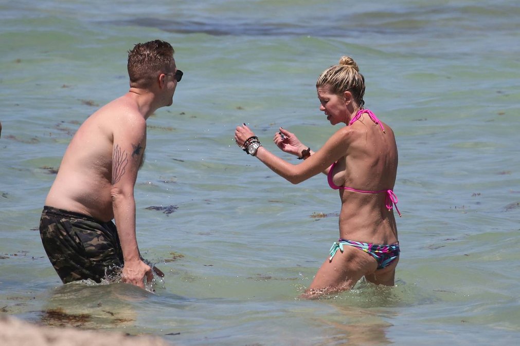 Tara Reid 2021 : Tara Reid – In a pink bikini at a beach in Miami-02