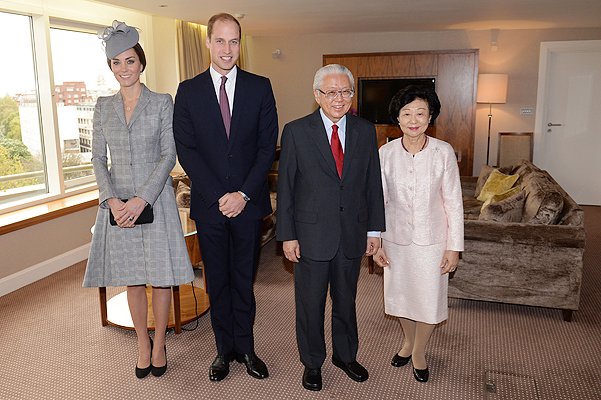 Герцогиня Кэтрин, принц Уилльям, президент Сингапура Тони Тан и его супруга Мэри