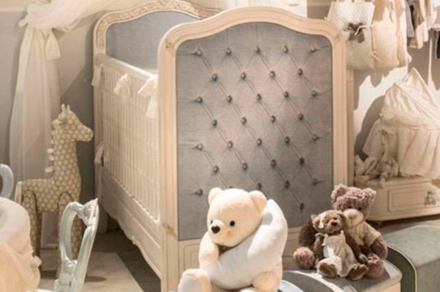 Кроватка для дочери Ким Кардашьян