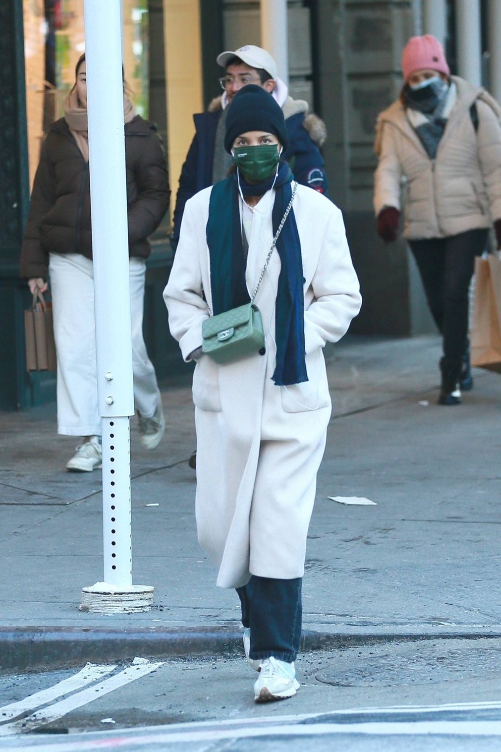 Katie Holmes 2022 : Katie Holmes – In an ivory coat during a stroll in New York-09