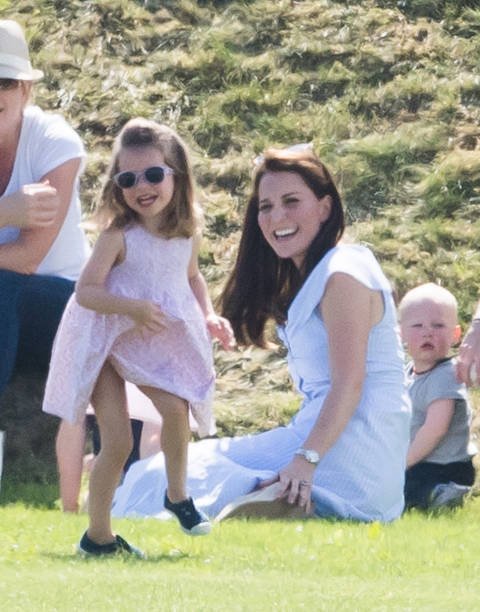 Кейт Миддлтон с дочерью принцессой Шарлоттой