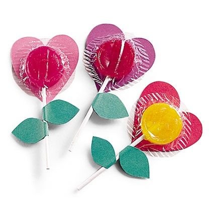 Lollipop Flowers  Your special someone will be a sucker for this fun-and-easy craft.