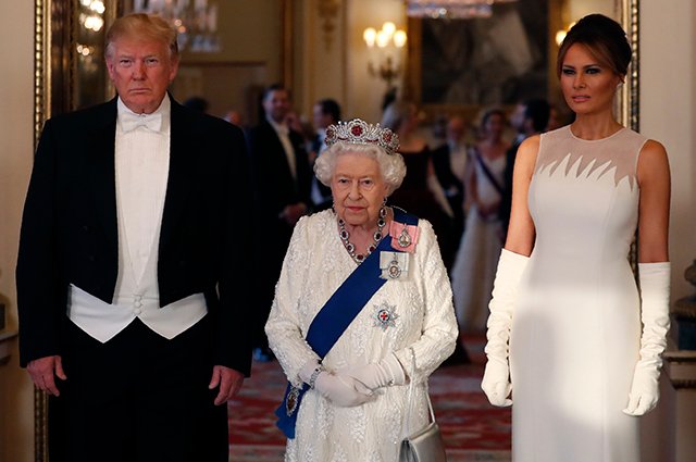 Дональд Трамп, королева Елизавета II и Мелания Трамп