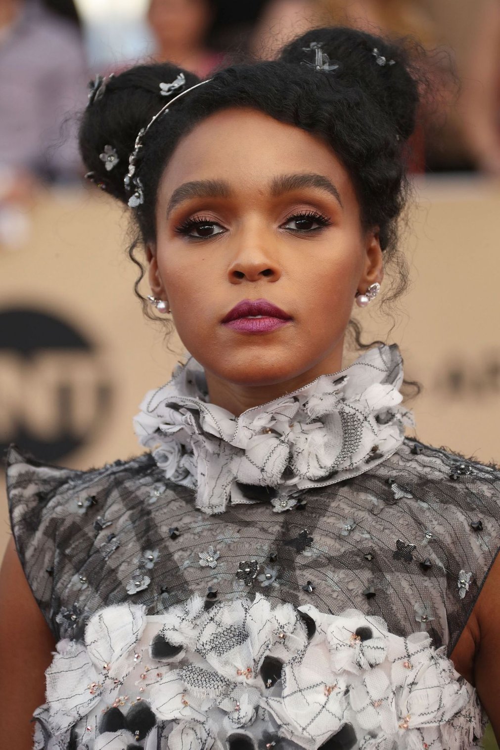 http://www.hawtcelebs.com/wp-content/uploads/2017/01/janelle-monae-at-23rd-annual-screen-actors-guild-awards-in-los-angeles-01-29-2017_1.jpg