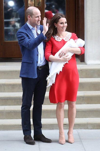 Принц Уильям и Кейт Миддлтон с сыном