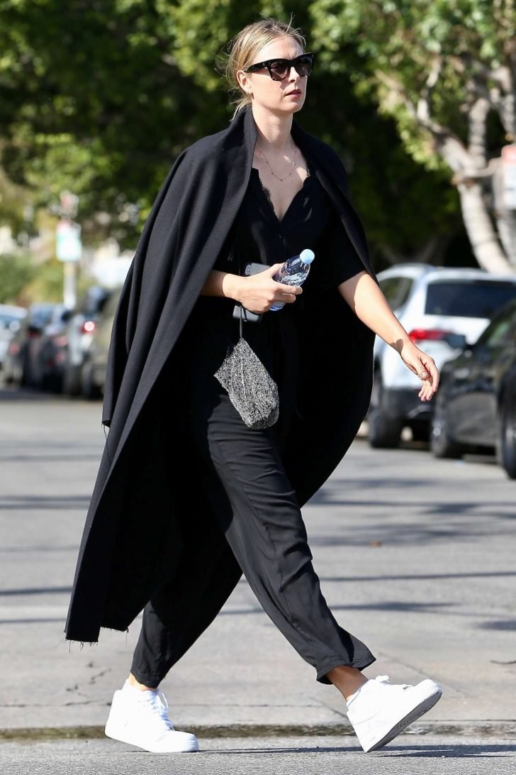 Maria Sharapova: Out for Shopping in West Hollywood -04
